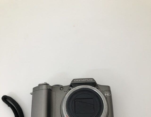 OLYMPUS　オリンパス　SZ-30MR　24×WIDEのデジタルカメラをお買取り( *´艸｀)