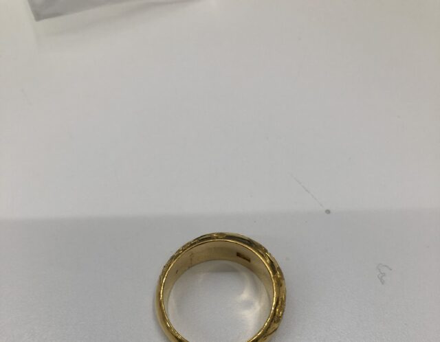金のリングを買い取りました(^^♪